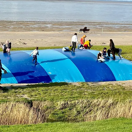 Blue Lounge 度假居 *