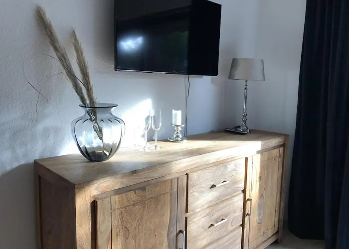 Blue Lounge * 丹加斯特